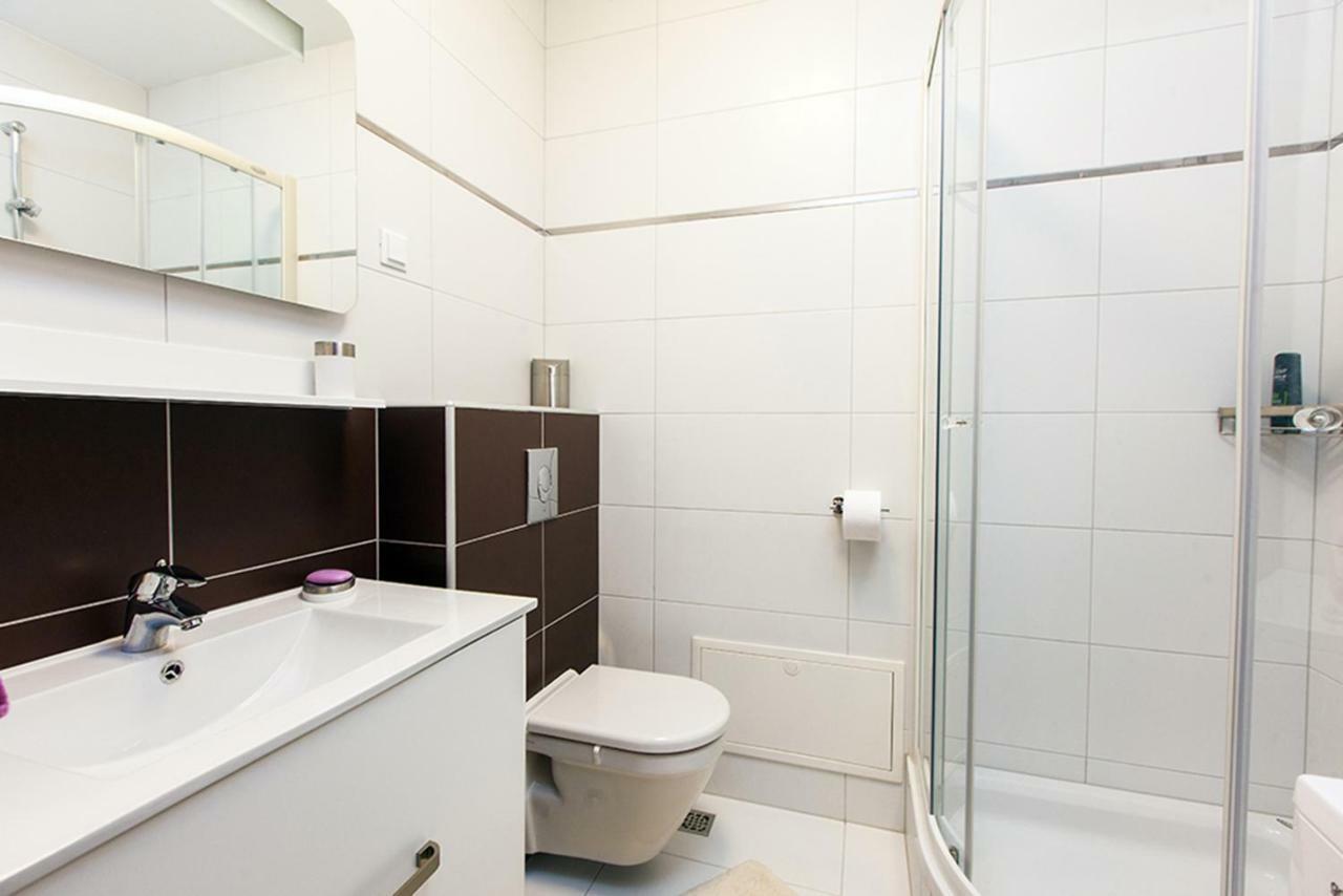 Apartment Makarska Free Beach Parking Eksteriør billede